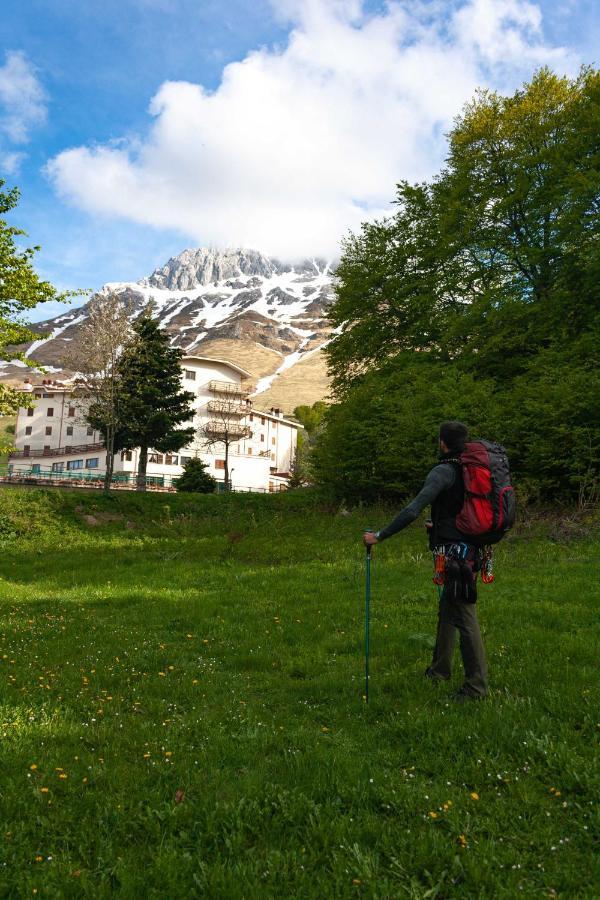 Hotel Europa Gran Sasso Prati di Tivo Exterior foto